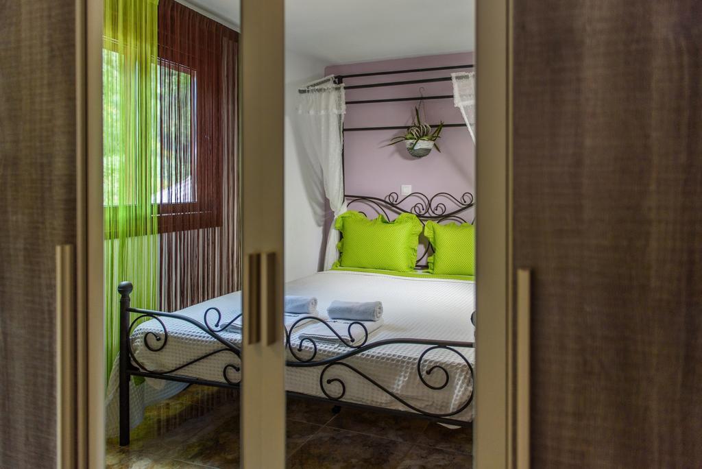 Ferienwohnung Simon King Vourvourou Exterior foto